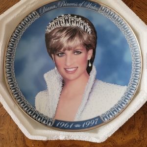 PRINCESS DIANA PLATE FROM THE FRANKLIN MINT